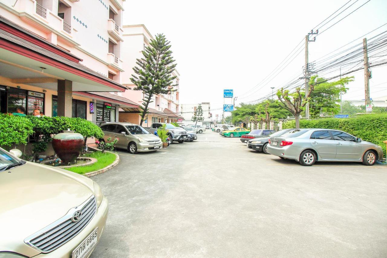 Oyo 376 Ok Home Airport Bangkok Exterior photo